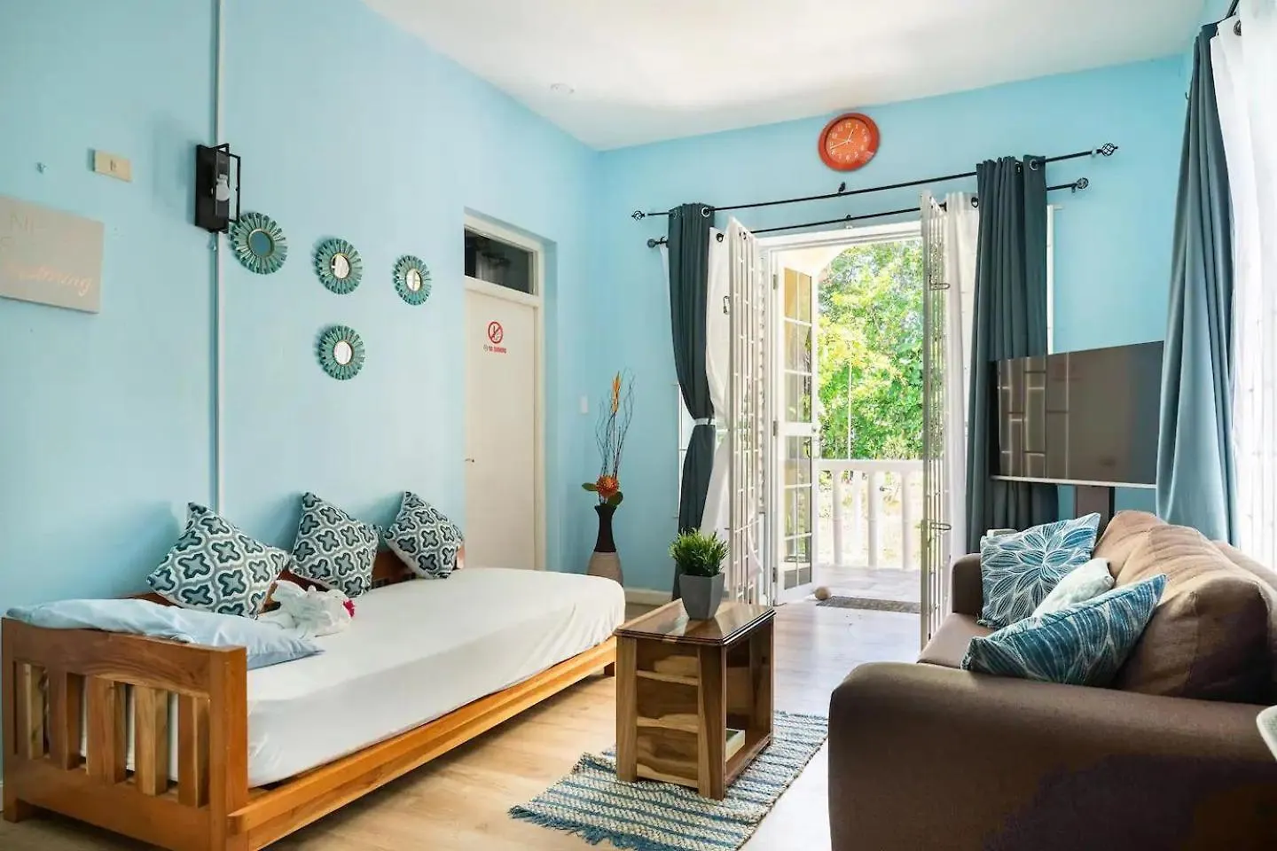 Tower Isles Condo With Sea Views contacts